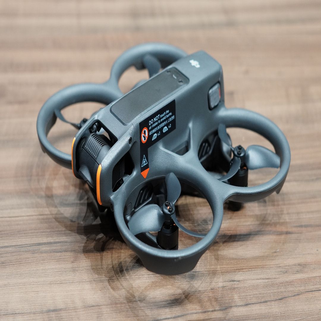 Drone DJI Avata 2 Fly More Combo